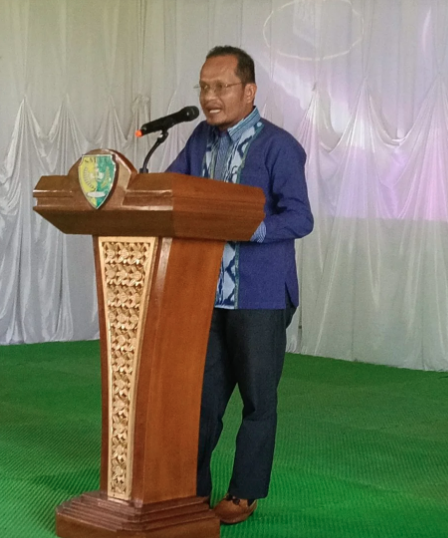 Kepala SMAN 8 Konsel, La Ode Sanando, S.Si., M.Si.